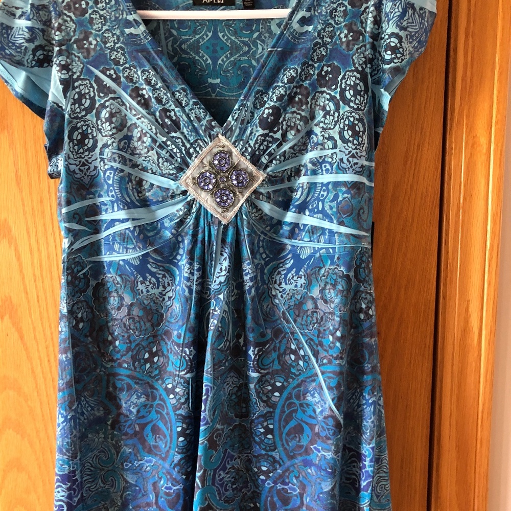 APT 9 WOMEN'S TOP - SIZE PM - NWT - RETAIL $40